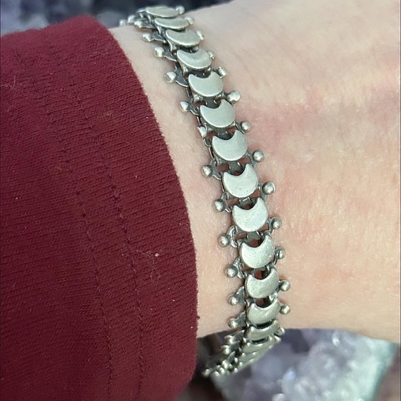 Vintage crescent moon 925 sterling silver bracelet - Picture 5 of 10